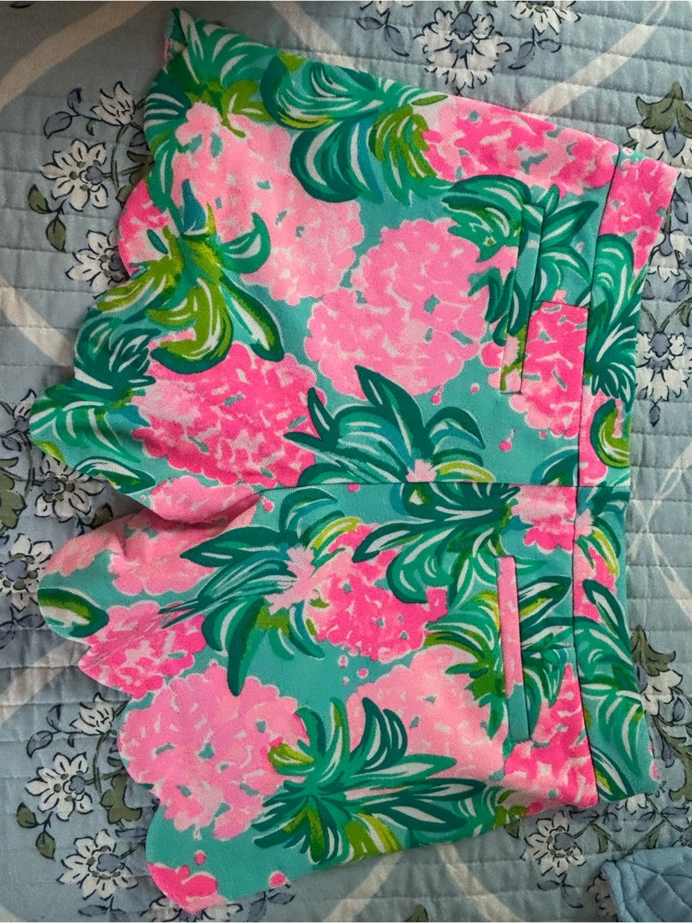 Lilly Pulitzer Pink & Turquoise Floral Scallop Hem Shorts - Picture 4 of 4